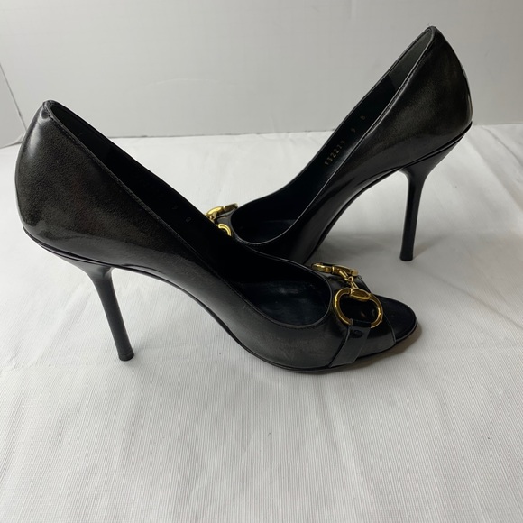 Gucci patent distressed horsebit peep toe pumps 9 - Picture 2 of 9